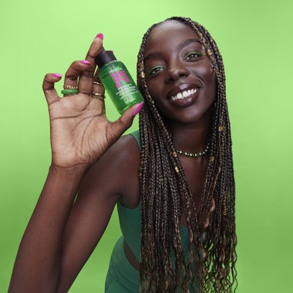 woman sitting in salon2.jpg